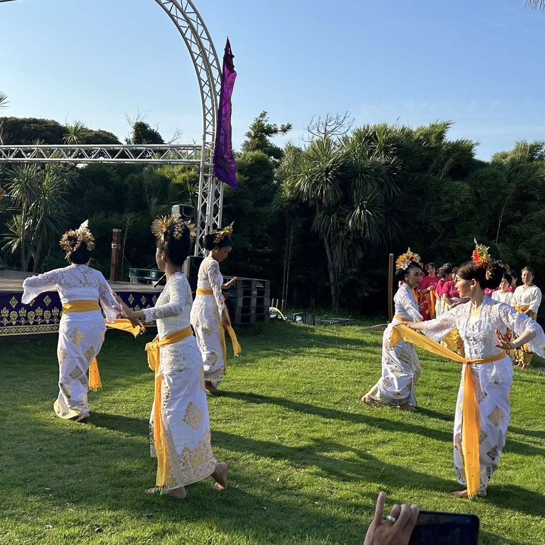 バリ舞踊の日連盟